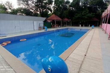 تختخواب و صبحانه Sea Shell Park & Resorts