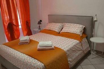 游客公寓 Casa Celeste, Bilocale Nel Pieno Centro Di Alassio