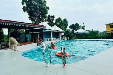 Kadambini Jungle Resort