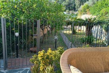 דירות לתיירים Casetta Mami