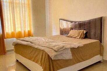 בית מלון כפרי Oyo 92865 The Sigma Star