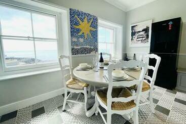 דירות לתיירים Pirates Place Ventnor Esplanade Beach And Sea Views