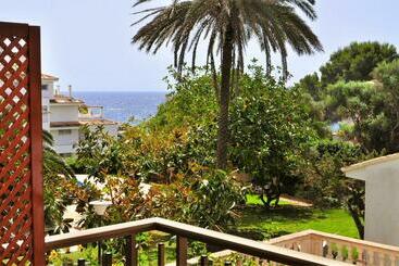 דירות לתיירים Sehr Schöne Ferienwohnung Auf Portocolom, Mallorca