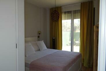 Жильё для туристов Nazlı Bahçe Karaburun