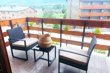 ツーリストアパートメント Acogedor Apartamento En Llivia