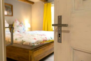 ツーリストアパートメント Blauer Stieg