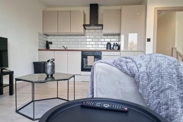 관광객 아파트 Captivating 2 Bed Apartment In Brentwood