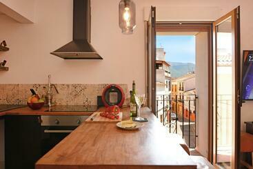 דירות לתיירים Castle Apartment By Nras