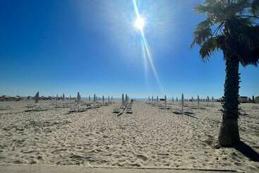 ツーリストアパートメント Chalet Spiaggia