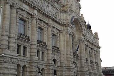 בית מלון כפרי Du Centre