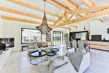 شقق خاصة سياحية Chiron Reculeau Maison Avec Piscine