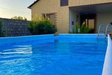 شقق خاصة سياحية Voskevaz Rest