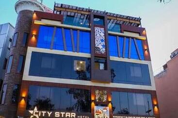 City Star Hotel By Wb Inn