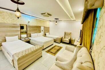 هتل De Smart Multan