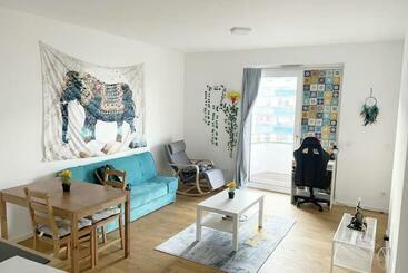 Жильё для туристов Modern 2 Room Apartment In Berlin