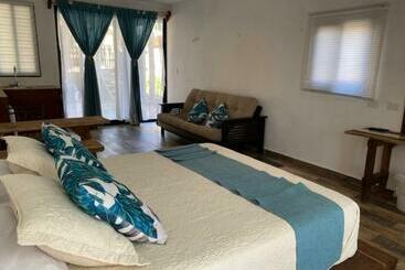 פנסיון Ah Muzenkab