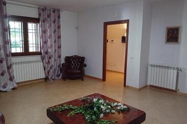 بنسيون Villa Levante