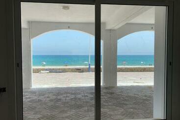 דירות לתיירים Somptueux Appartement De Luxe A Sania Plage  M’diq