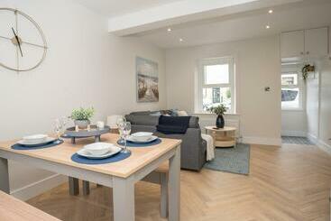 游客公寓 The Views Townhouse