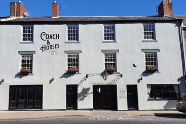 فندق صغير The Coach And Horses