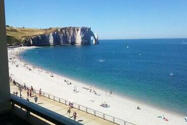 شقق خاصة سياحية La Croisière