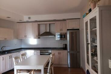 관광객 아파트 Aral Apartamento