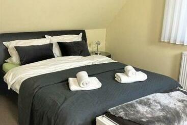 Haus Hotel & Pension Am Birnengarten