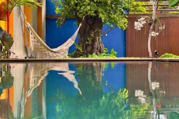 פנסיון Estalagem Bonfim, 351