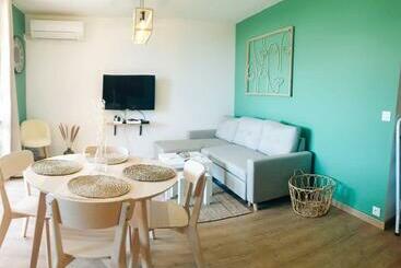 Жильё для туристов Au Balcon D Azur, Calme, Climatisation