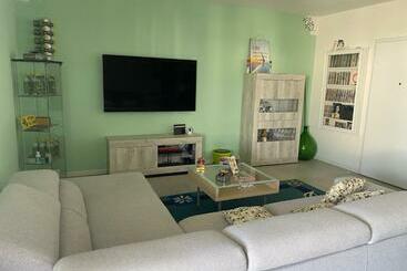 דירות לתיירים Dream House