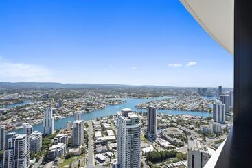 آپارتمانهای توریستها Ocean Surfers Paradise   Gclr