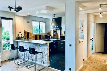 شقق خاصة سياحية Valentin In Caen