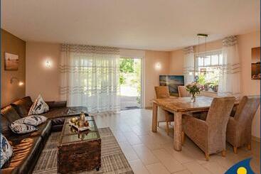 Жильё для туристов Villa Viktoria Whg 01