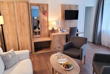 مبيت وإفطار Das Kleine Glück   Adults Only