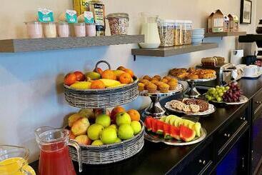 مبيت وإفطار The Hedley Townhouse