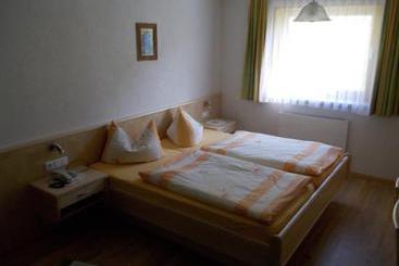 膳宿费 Alpenrose Berggasthof