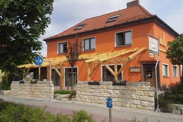 Отель Lukas Restaurant Lounge Bar