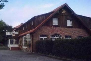 פנסיון Zeesener Gasthof