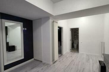 Жильё для туристов Apartament Carol