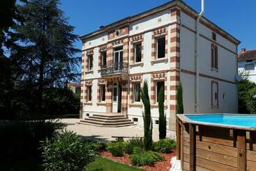 بنسيون 2 Chambres Indépendantes Dans Maison De Maitre