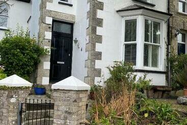 Devonshire Terrace B&b