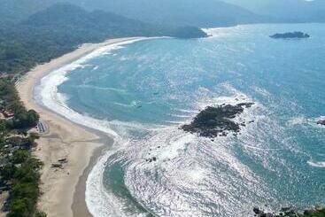 בית מלון כפרי Pousada Casa Rosada Ilhabela