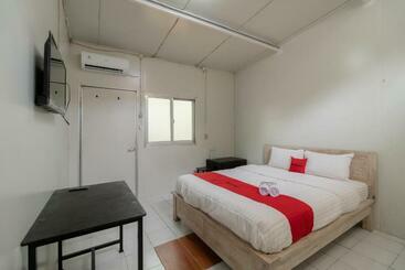 فندق Reddoorz @ Taman Green Legon