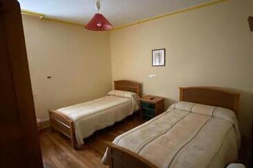 پانسیون Pensión Santa Clara