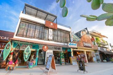 هتل Dharmika Residence Boutique