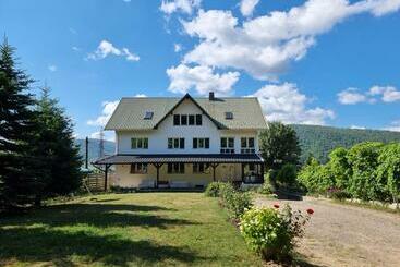 بنسيون Vila Aslam