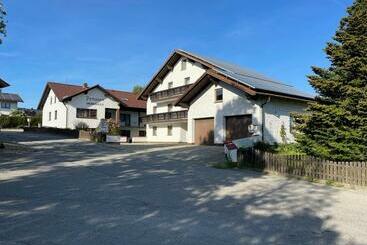 ユースホステル Pension Memminger