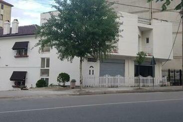 Hill View 7 Apartments