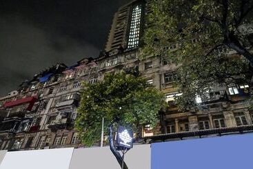 Itsy Hotels Heraa International