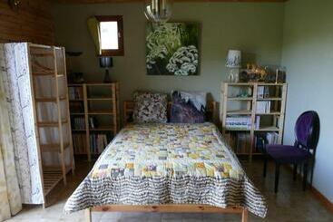 פנסיון Chambre Indépendante Deux Personnes Au Bord De La Blanche